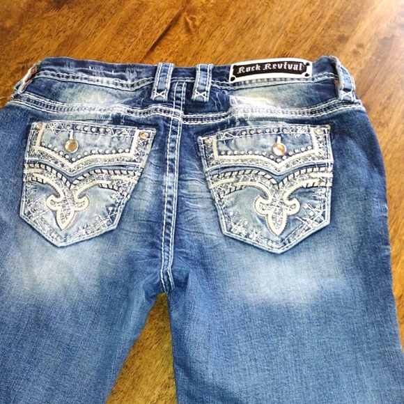 Rock Revival Gysii Easy Boot Cut Medium Wash Distressed Embellished Pockets Y2K